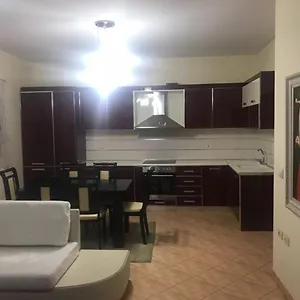 Appartamento Lovely 2 Bedroom, Tirana