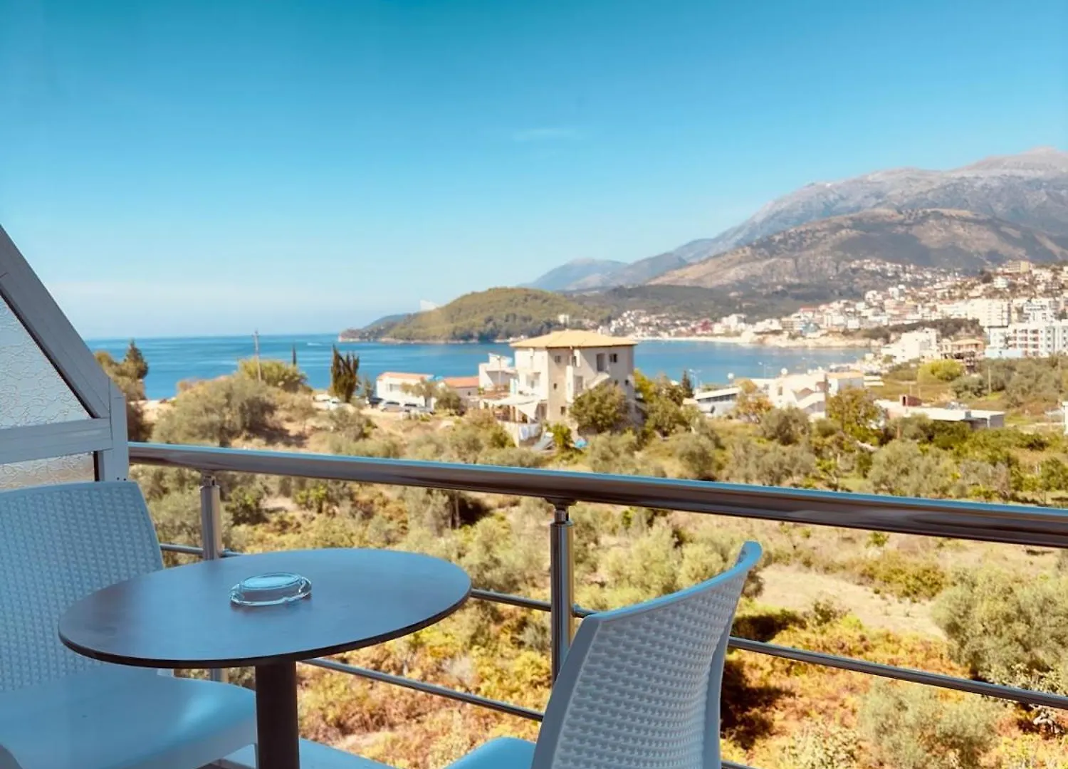 Villa Merkuri Himarë Albania