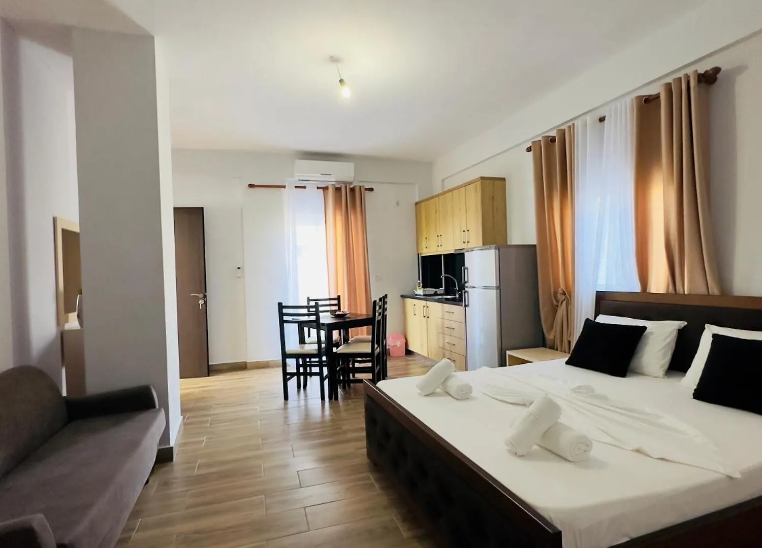 Villa Merkuri Himarë Albanie